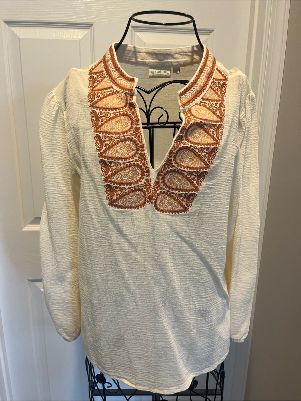 Spartina 449 Cream Long-Sleeve Tunic with Rust Embroidered Placket